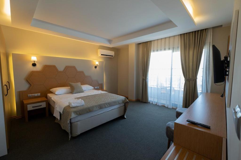 Palmila Butik Otel Сіліфке Екстер'єр фото