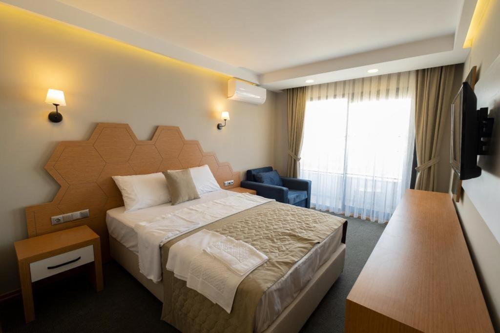 Palmila Butik Otel Сіліфке Екстер'єр фото