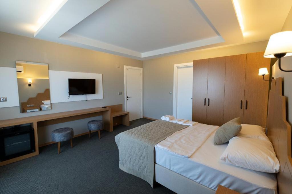 Palmila Butik Otel Сіліфке Екстер'єр фото
